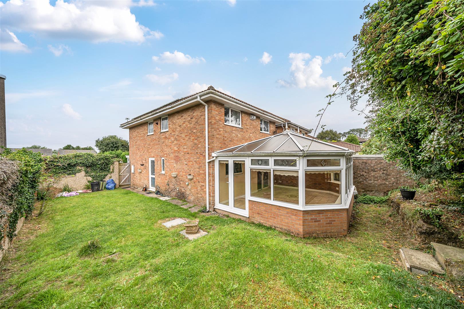 Landor Drive, Loughor, Swansea, SA4 6GL